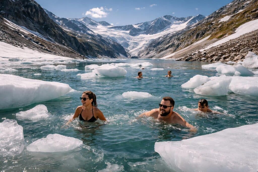 Trotz Hitzewelle wurde in Kärnten zwischen Eisschollen gebadet