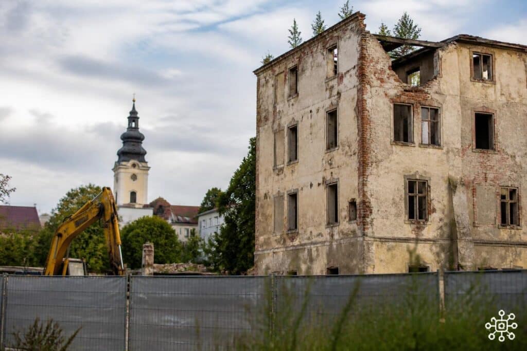 Einsturzgefahr: Stadt Klagenfurt bereitet Abriss von Ruine vor