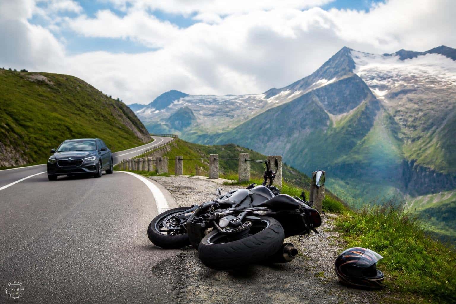 Motorradfahrer schwer verletzt
