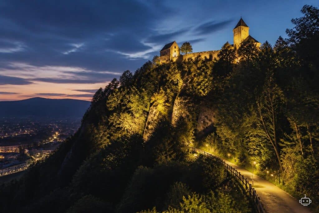 Dem Griffner Schlossberg geht um 120.000 Euro neues LED-Licht auf