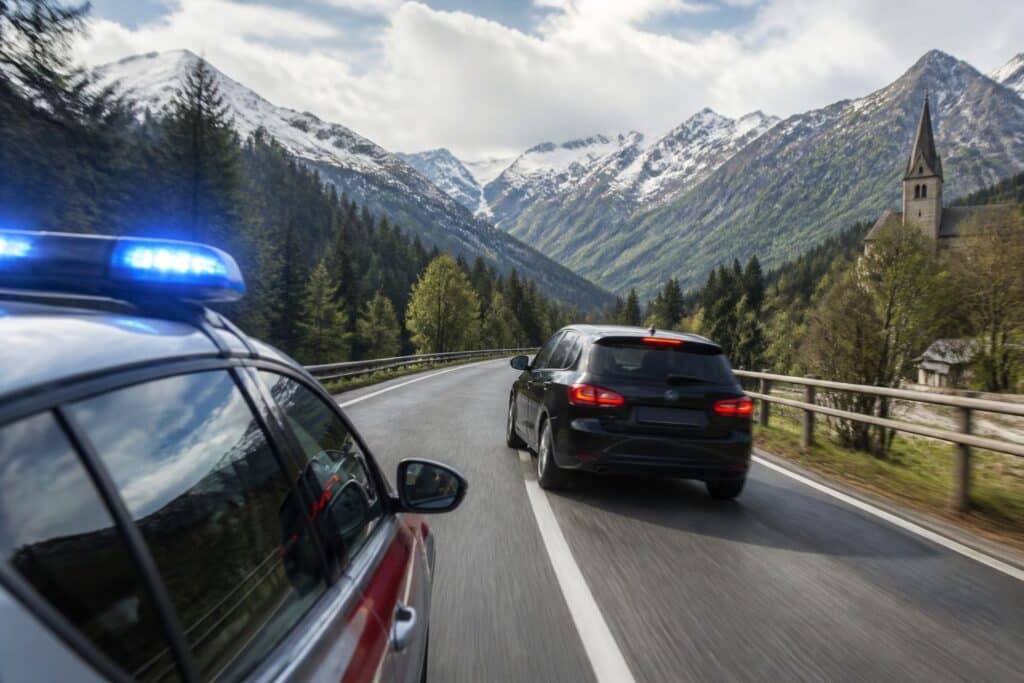 Sieben Personen in einem Pkw: Wilde Verfolgungsjagd in Kärnten