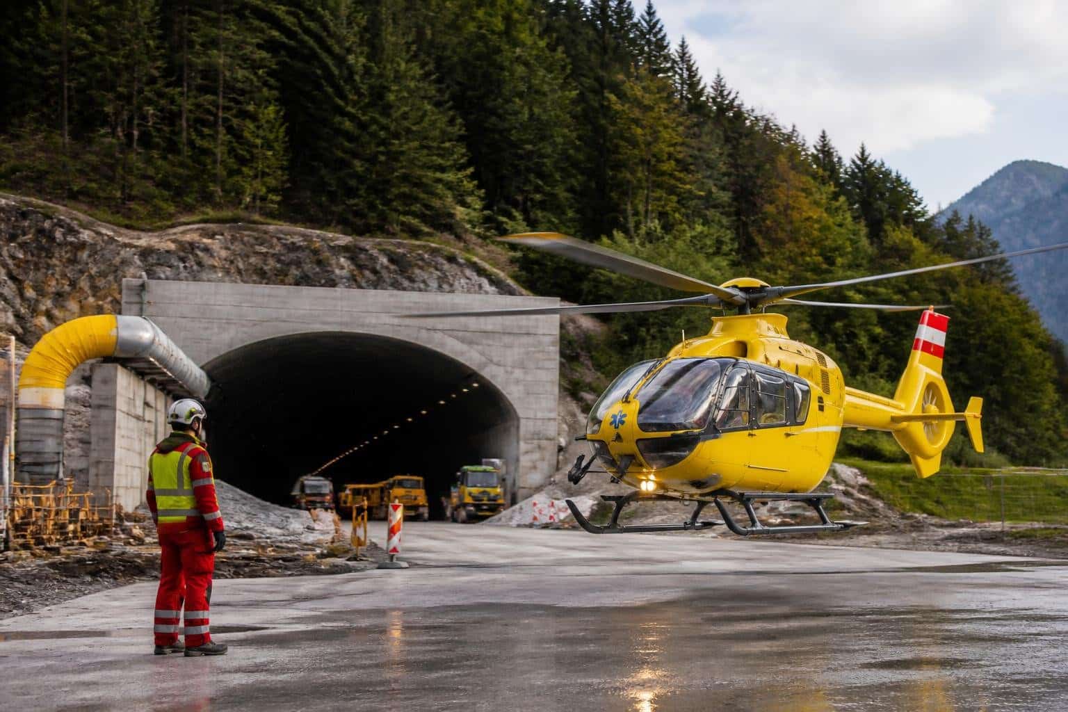 Arbeitsunfall auf der A11 im Karawankentunnel