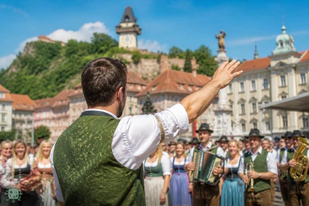 Dieser Kärntner bringt die Massen zum Aufsteirern