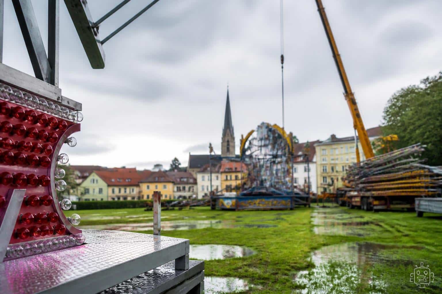 Trotz Regens: Reibungsloser Aufbau des St. Veiter Wiesenmarkts