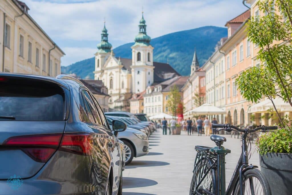 Grüne kritisieren Autoausstellung in der Villacher Innenstadt