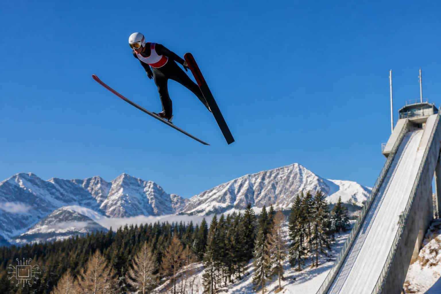 Skisprung: Gold für Hannah Wiegele